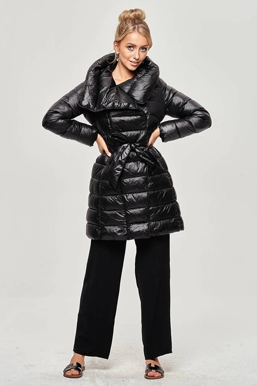 Pikowana kurtka damska z wysoką stójką czarny (j9-061)