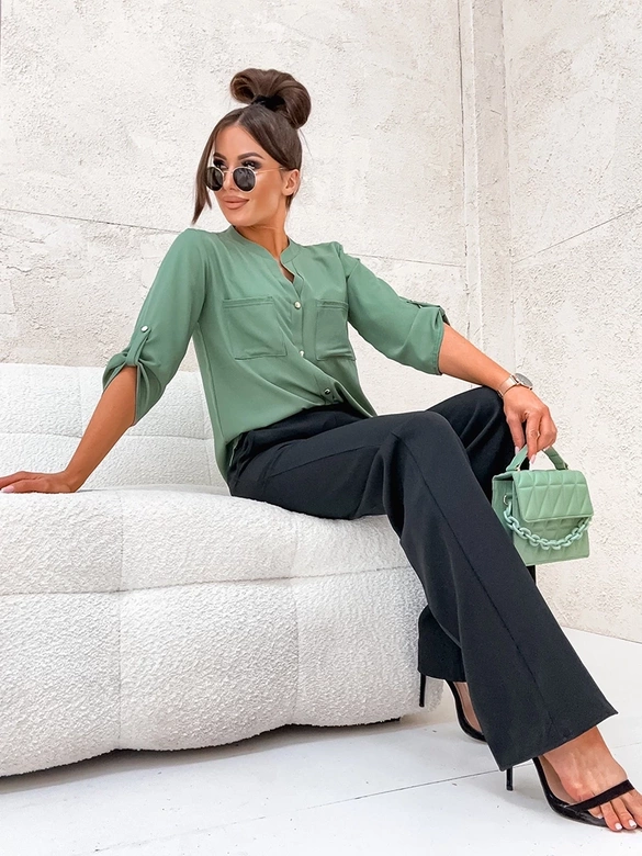 Koszulowa bluzka ze stójką khaki (713)