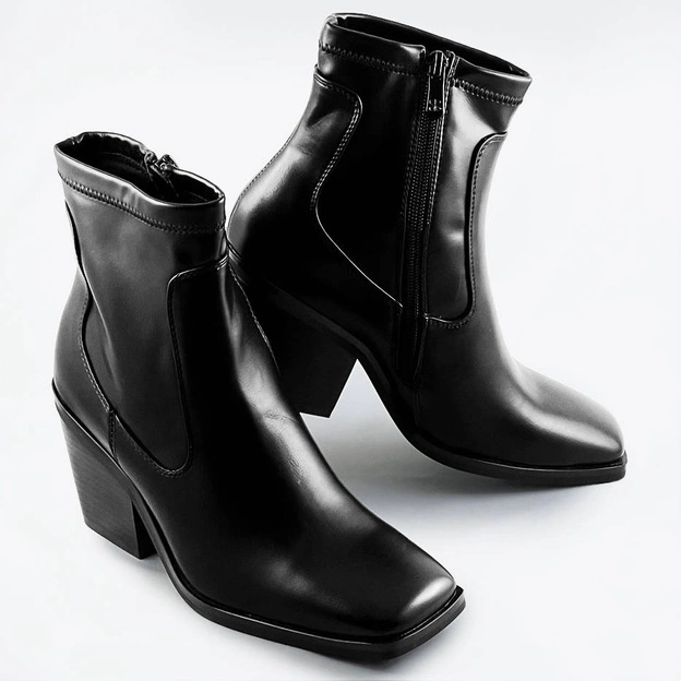 BOTKI NA OBCASIE CZARNE (SA6133)