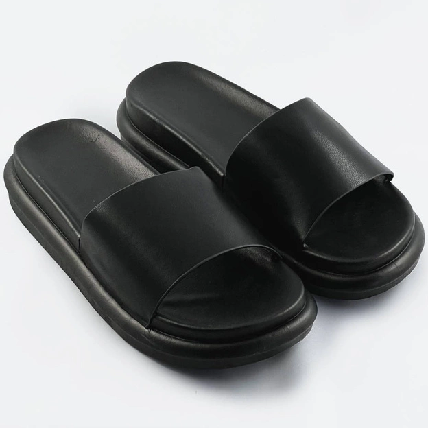 DAMSKIE KLAPKI NA PŁASKIEJ PODESZWIE CZARNE (XA138)