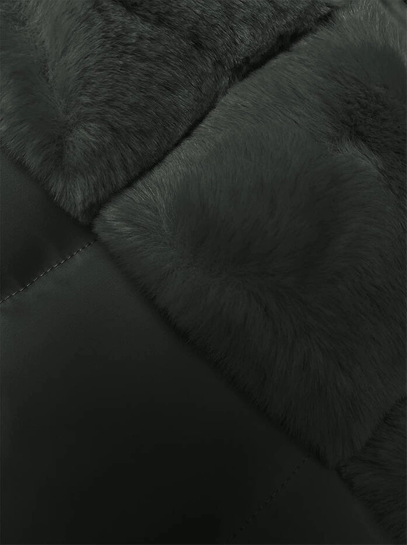 Zimowa kurtka damska z ozdobnym futrem army (5M3158-136)