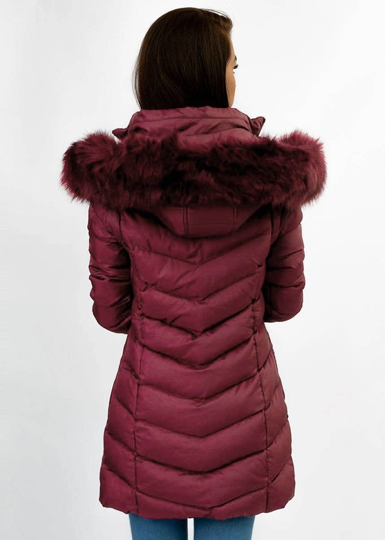 Zimowa kurtka damska z odpinanymi rękawami burgundowa (w761)