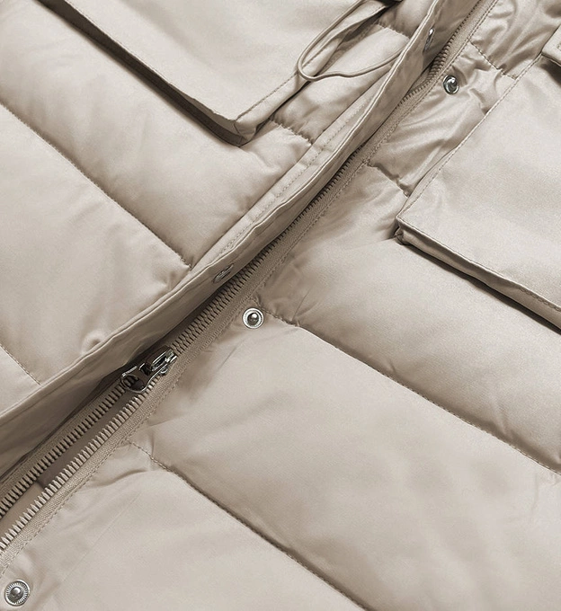 Puchowy bezrękawnik damski z kapturem beżowy (CAN-860)