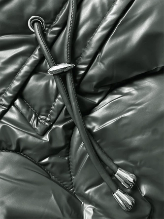 Taliowana kamizelka z kapturem khaki (B8173-11)