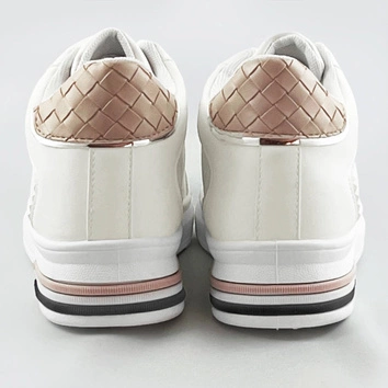 Sportowe buty na ukrytym koturnie biało-beżowe (666-16)