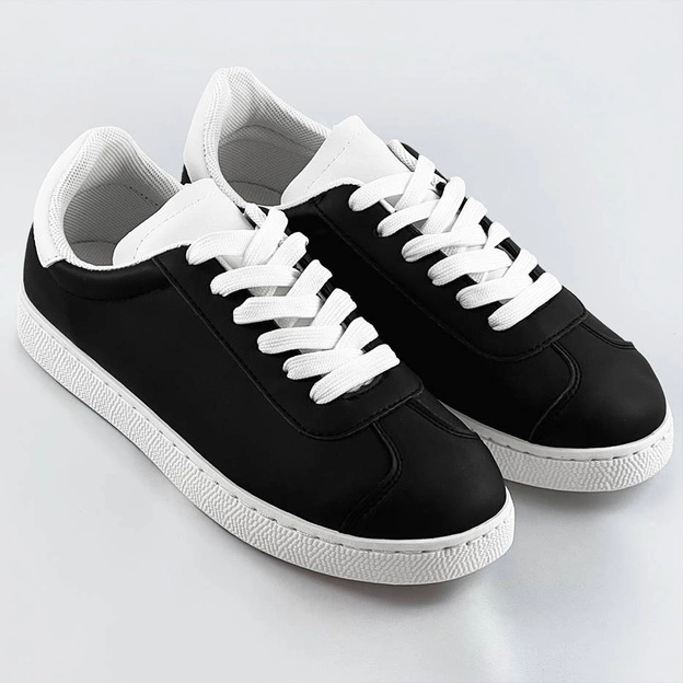 Sznurowane sneakersy damskie czarno-białe (bf-025)