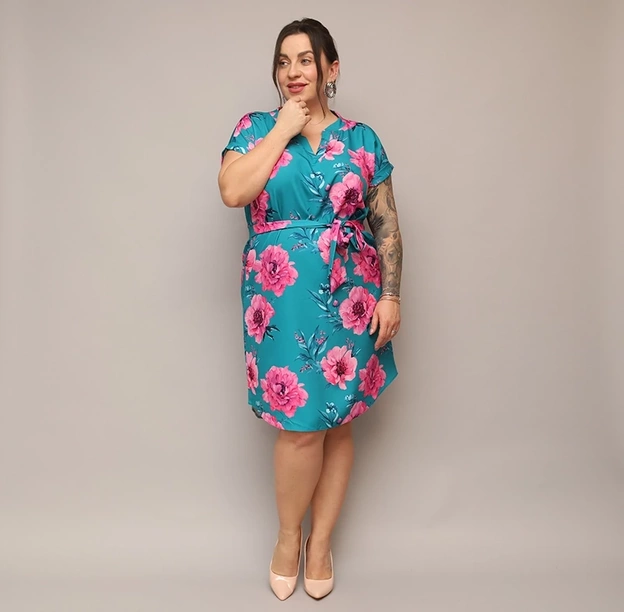 Sukienka w kwiaty z paskiem morska (744)