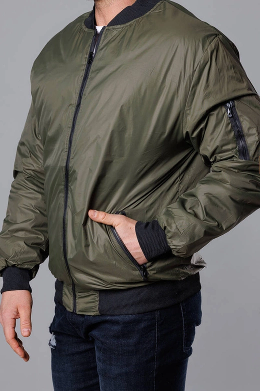 Męska kurtka bomberka z pikowaną podszewką army (AK95-3)