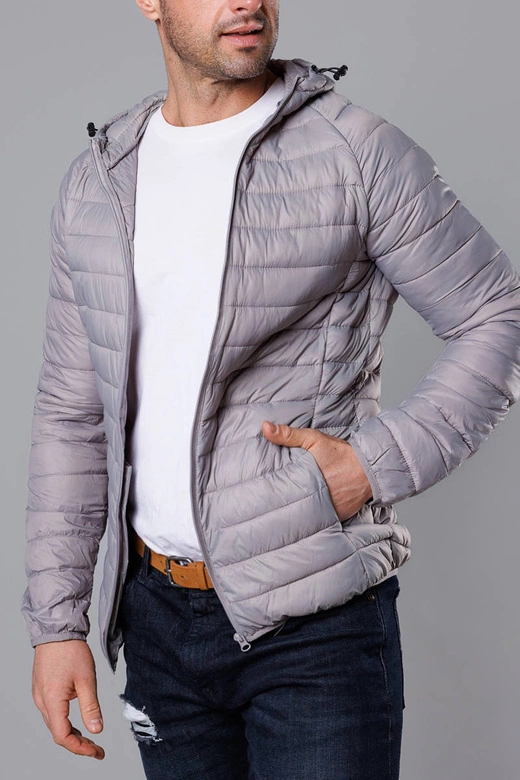 Pikowana kurtka męska z kapturem jasnoszara (HM112-30)
