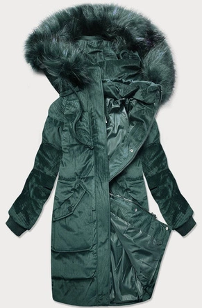 Sztruksowa zimowa kurtka damska z kapturem butelkowa zieleń (7764)