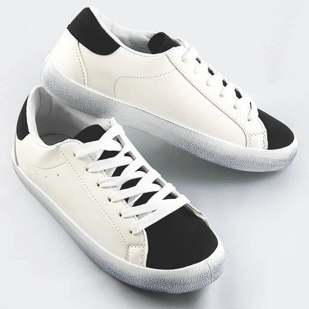 Sznurowane trampki damskie dwukolorowe biało-czarne (6340)