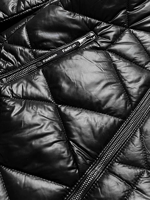 Damska kurtka przejściowa plus size czarna (mm21-76)