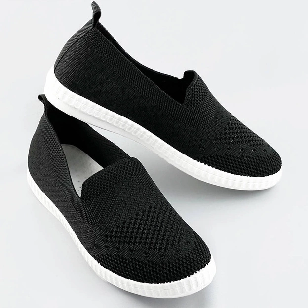 Ażurowe tenisówki czarne (xa105)