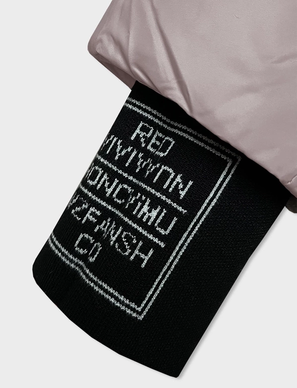 Puchowa kurtka damska zimowa z kapturem Glakate jasnoróżowa (LU-238191#)