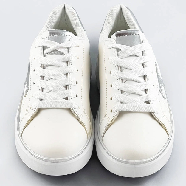 Sznurowane sneakersy z gwiazdką biały-srebrny (bb126l)