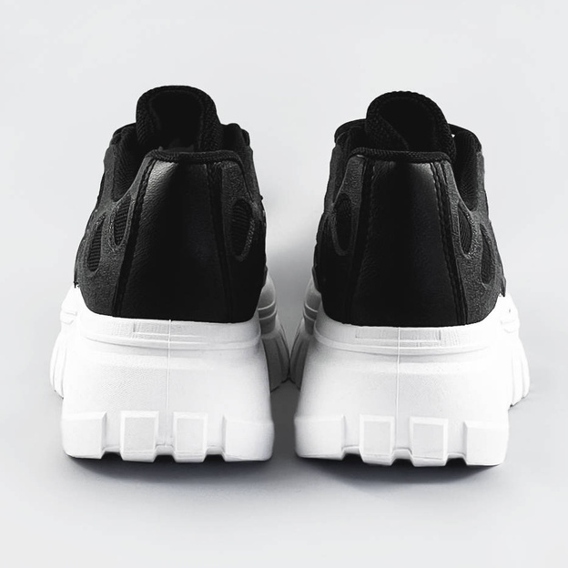 Sportowe buty damskie na platformie czarne (s222)