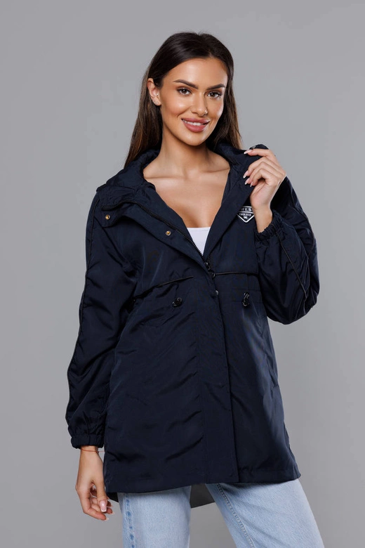 Cienka kurtka damska na podszewce granatowa (B8119-3)