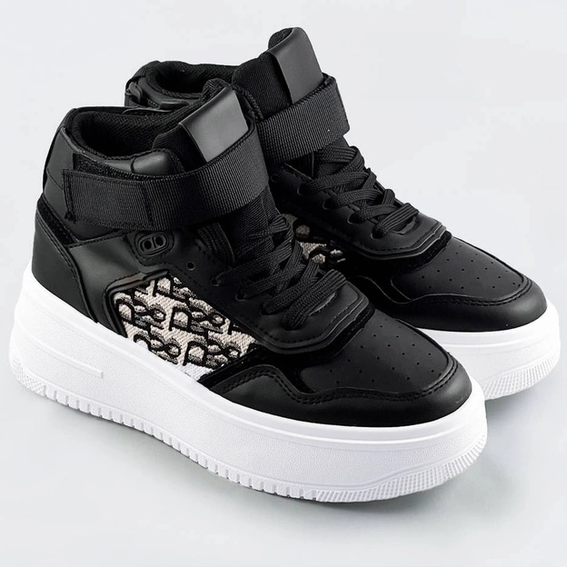 Wysokie sneakersy na grubej podeszwie czarne (ad-429)