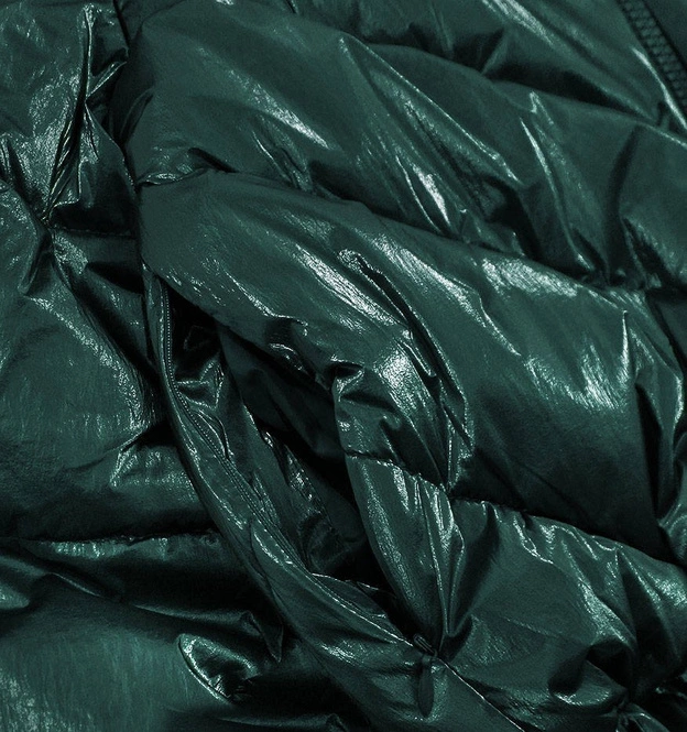 Krótka kurtka oversize z szerokimi rękawami zielona (j9-016)