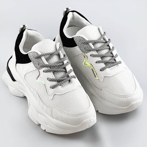 Sznurowane buty sportowe damskie biało-czarne (lu-3)