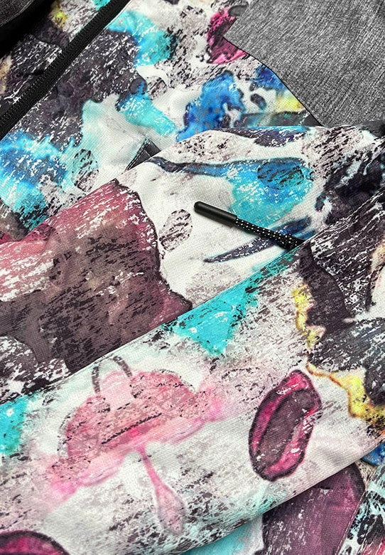 DAMSKA KURTKA ZIMOWA Z PASEM ŚNIEŻNYM SZARA (B2390)