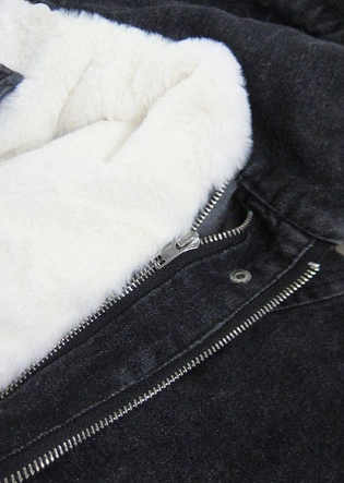 DAMSKA KURTKA JEANSOWA Z FUTRZANĄ PODPINKĄ CZARNO - BIAŁA (9023#)