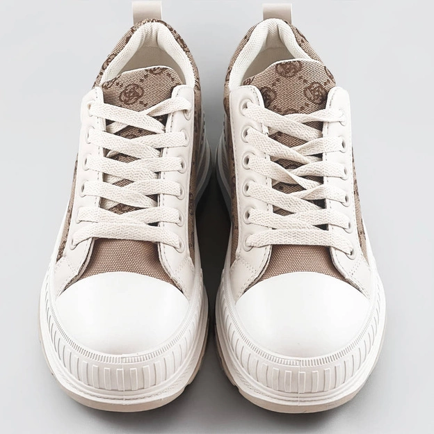 Trampki na grubej podeszwie jasnobeżowe (s067)