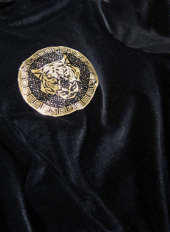 DŁUGI KOMBINEZON WELUROWY Z KAPTUREM CZARNY (629ART)