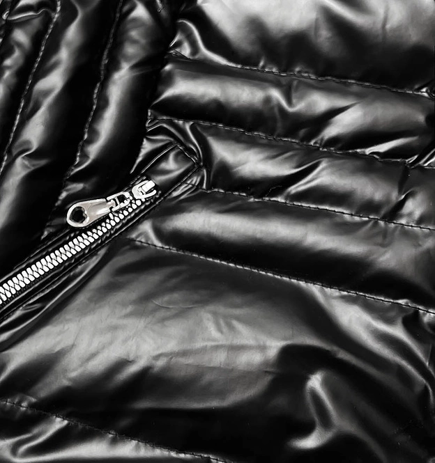 PIKOWANA DAMSKA KURTKA ZIMOWA CZARNA (5M777-392A)