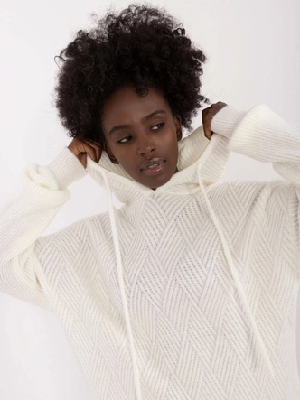 Dzianinowa sukienka z kapturem ecru (0582)