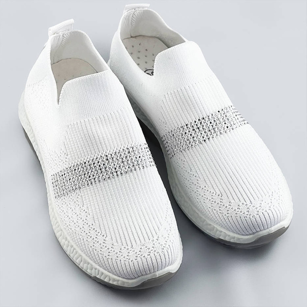 Ażurowe buty damskie z cyrkoniami białe (c1057)