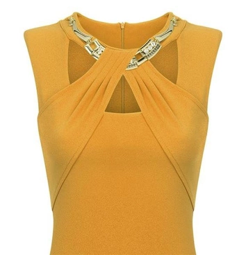 SUKIENKA Z NASZYJNIKIEM MUSZTARDOWA (VENETO)