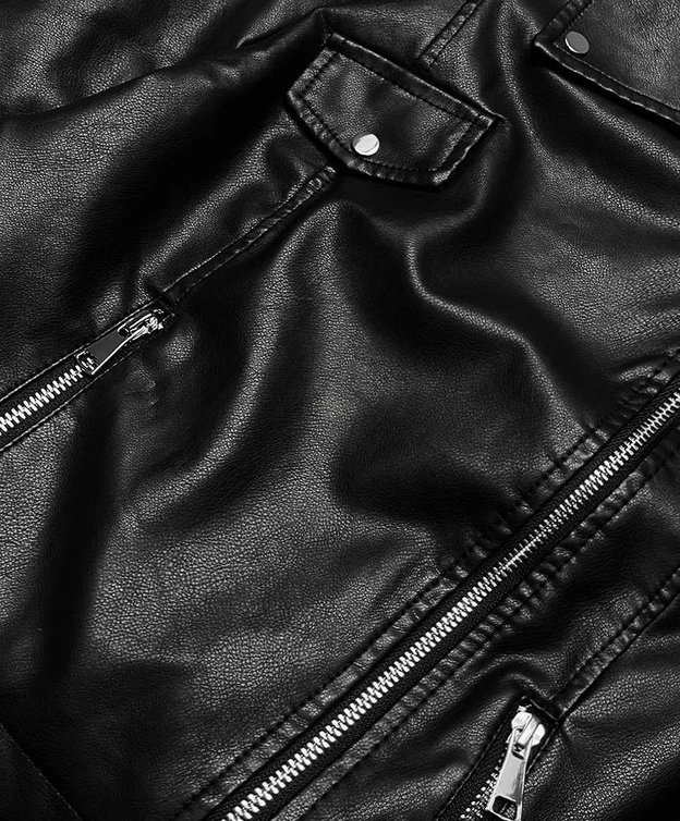 Krótka kurtka z kołnierzem czarna (11Z8039)