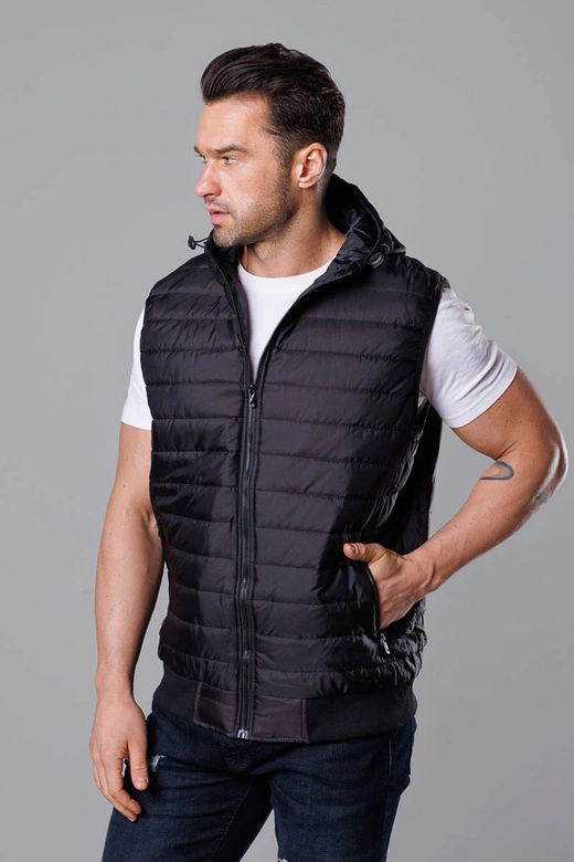 Kamizelka męska z kapturem czarna (8MY88-1)