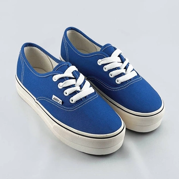 Tenisówki damskie z ozdobnymi przeszyciami niebieskie (aw020303)