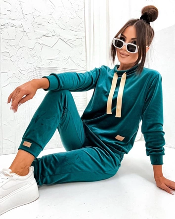 Welurowy komplet damski butelkowy zielony (637)