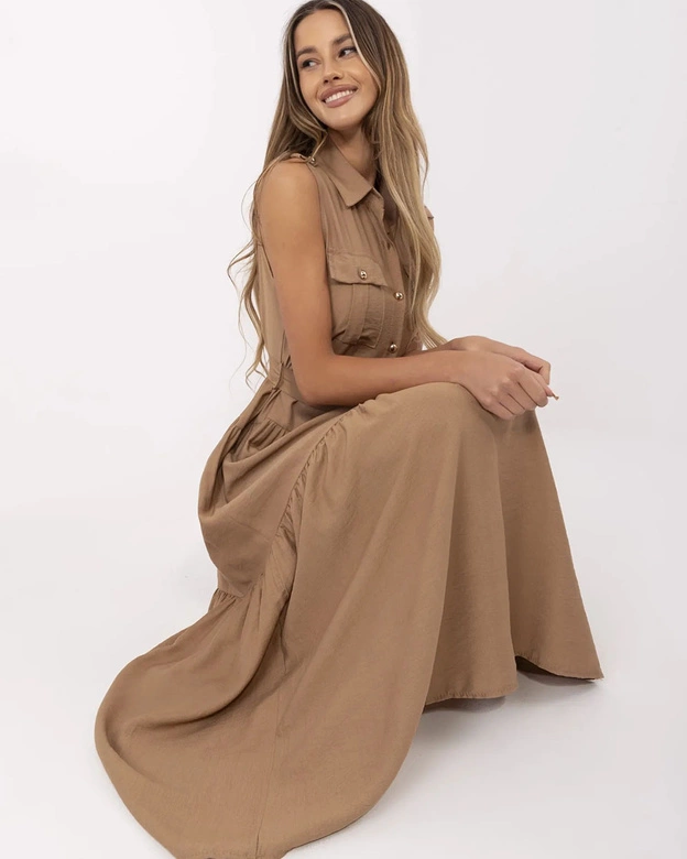 Elegancka sukienka maxi ciemny beż (A5032)