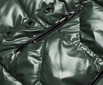 Metaliczna kurtka damska z kapturem zielona  (b8008-10)