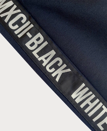 Krótkie spodenki męskie granatowe (8K933-25)