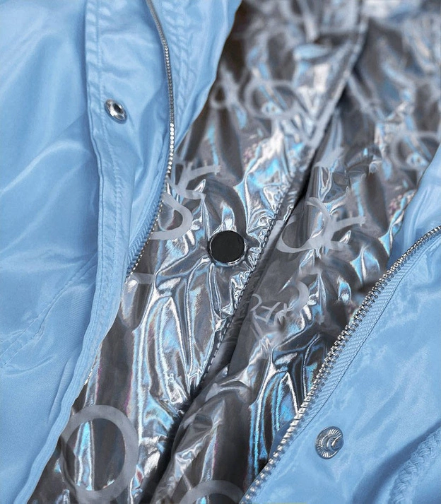 KURTKA DAMSKA Z OZDOBNYM KAPTUREM NIEBIESKO/SREBRNA (YR2022)