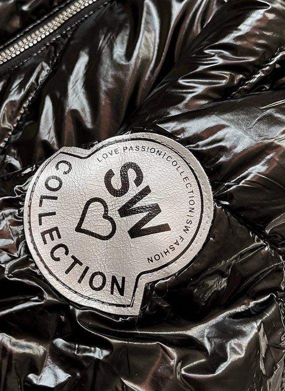 BŁYSZCZĄCA KURTKA DAMSKA CZARNA (B9777)