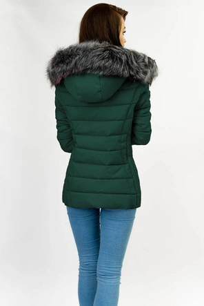 PIKOWANA DAMSKA KURTKA ZIMOWA Z KAPTUREM BUTELKOWA ZIELEŃ (XB9503X)