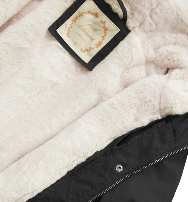 Zimowa damska parka z podpinką i kapturem czarna (7626BIG)