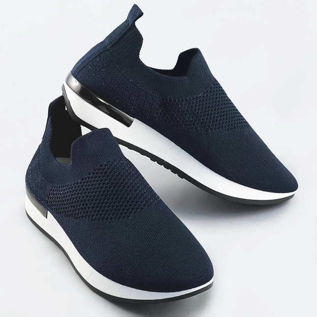 WSUWANE BUTY SPORTOWE DAMSKIE GRANATOWE (XA157)