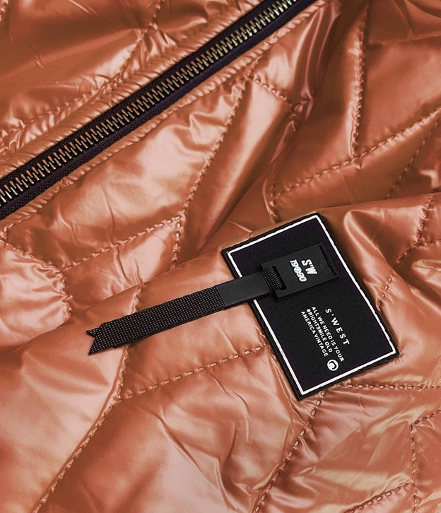 Kurtka damska z ozdobnym pikowaniem karmelowa (br8101-14)