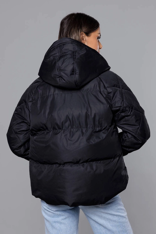 Przejściowa kurtka z pikowanymi rękawami czarna (5M3113-392)