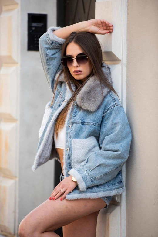 Futrzana kurtka jeansowa niebieska (10538)