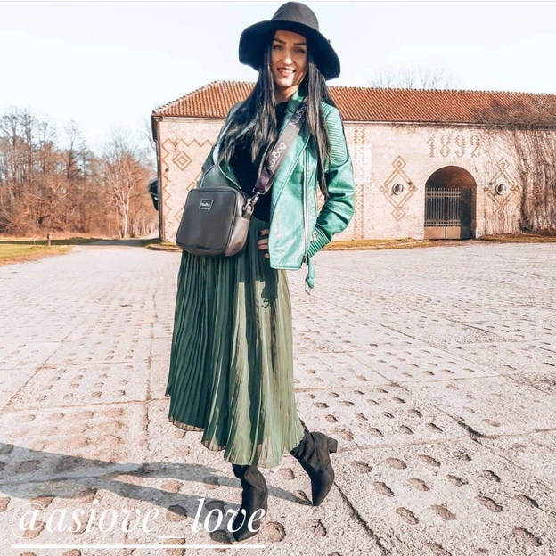 RAMONESKA Z KLAMRĄ WRZOSOWA (5377)