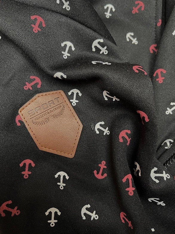 Gruba bluza w kotwice ze skośnym zamkiem czarna (2308)