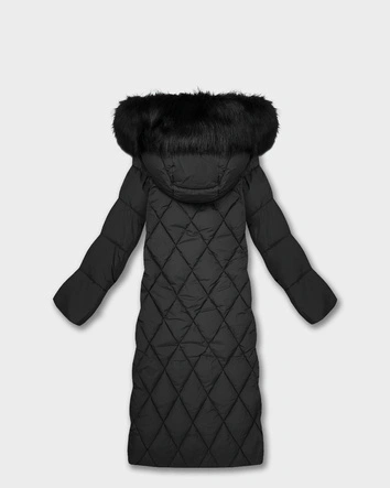Długa damska kurtka zimowa z kapturem czarna (7688)
